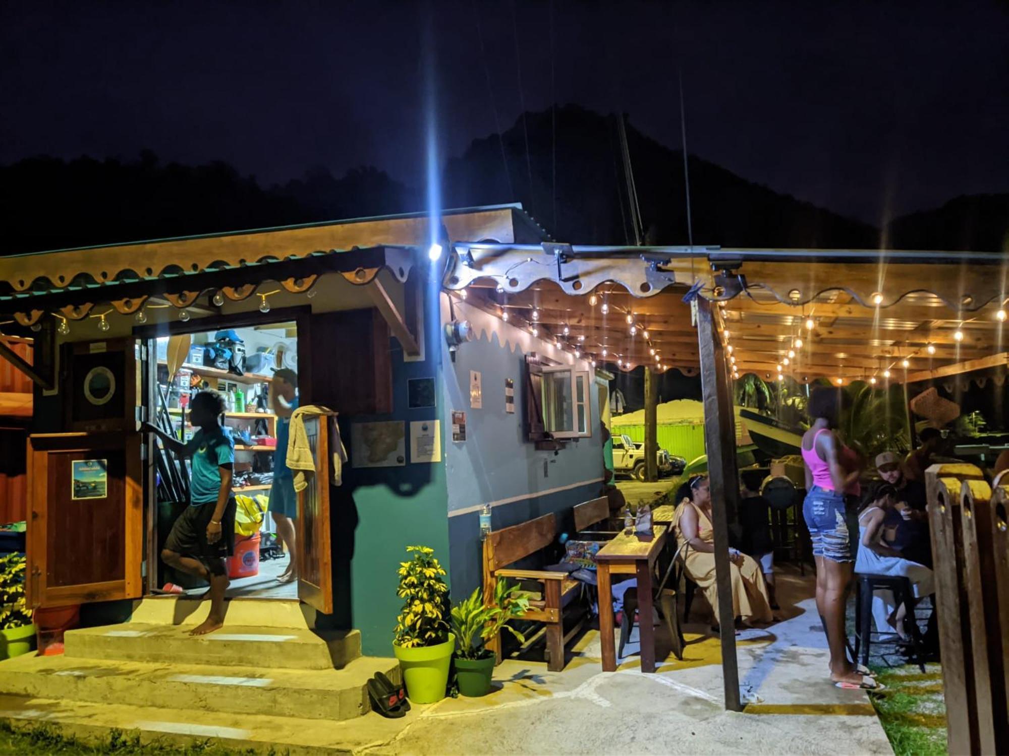 Rainbow Heights Apartment, Soufriere Exteriér fotografie